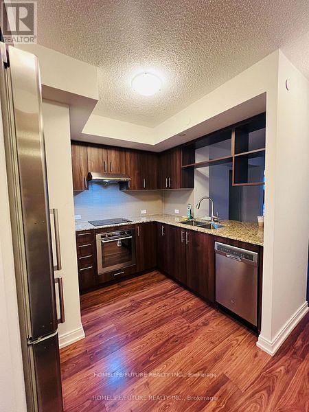 1810 - 255 Village Green Square, Toronto (Agincourt South-Malvern West), Ontario  M1S 0L7 - Photo 3 - E12903428