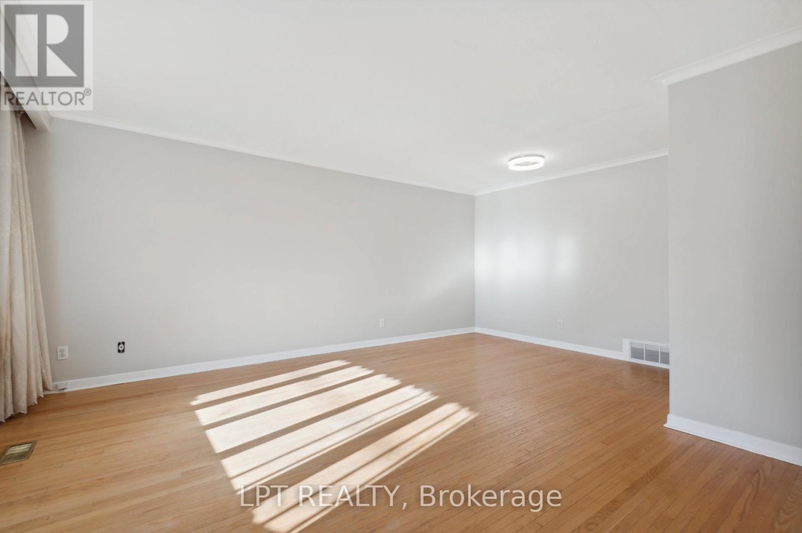 Main - 29 Jeanette Street, Toronto, Ontario  M1M 3G3 - Photo 6 - E12903470