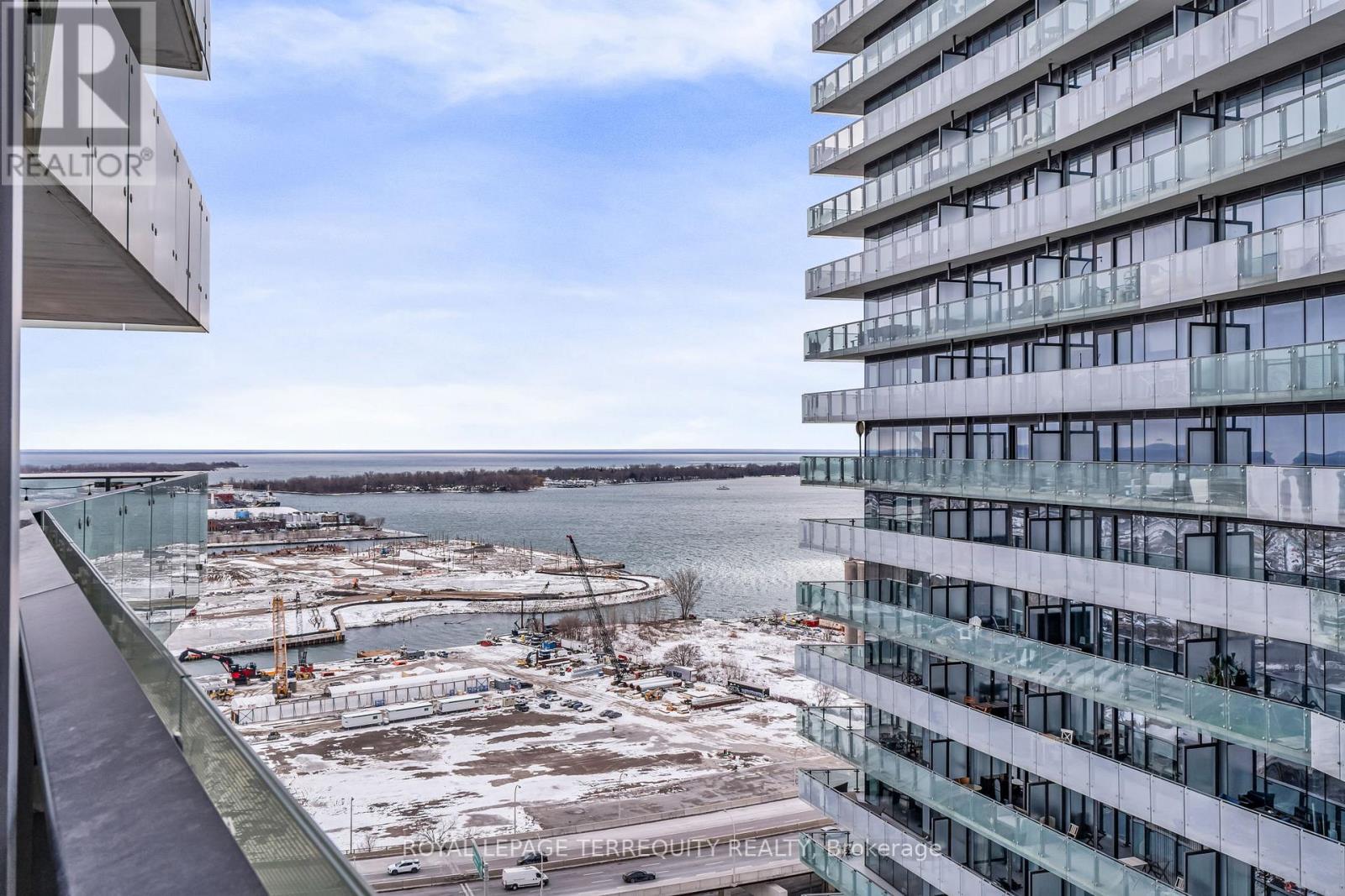 2401 - 390 Cherry Street, Toronto, Ontario  M5A 0E2 - Photo 46 - C12901794