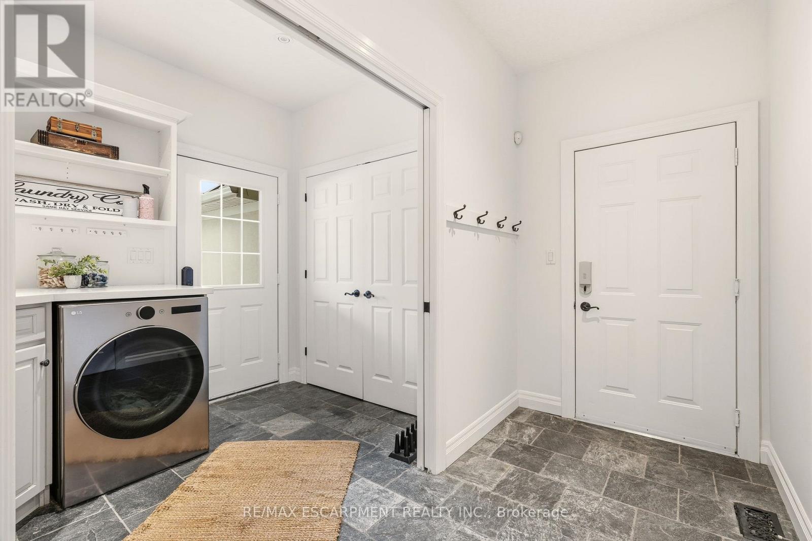 59 Palomino Drive, Hamilton, Ontario  L0R 1H3 - Photo 8 - X12891444