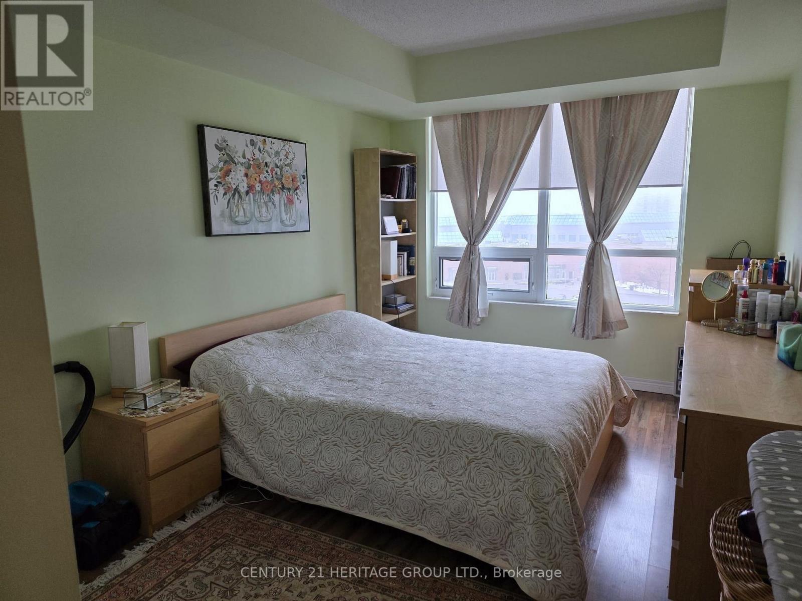 709 - 100 Promenade Circle, Vaughan (Brownridge), Ontario  L4J 7W7 - Photo 10 - N12903368