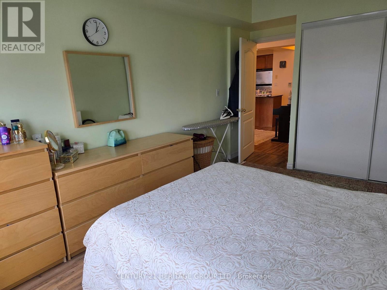 709 - 100 Promenade Circle, Vaughan (Brownridge), Ontario  L4J 7W7 - Photo 11 - N12903368