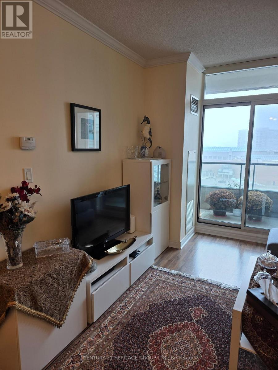 709 - 100 Promenade Circle, Vaughan (Brownridge), Ontario  L4J 7W7 - Photo 5 - N12903368