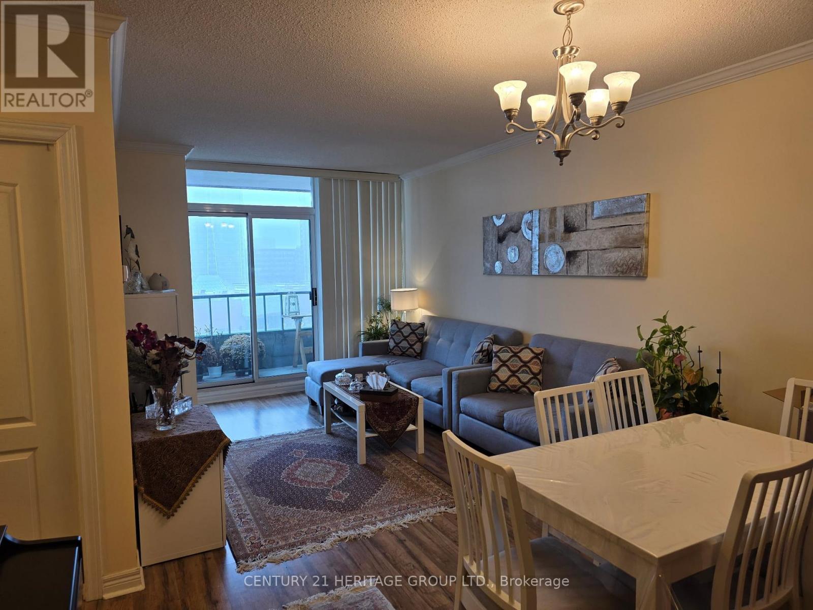 709 - 100 Promenade Circle, Vaughan (Brownridge), Ontario  L4J 7W7 - Photo 6 - N12903368