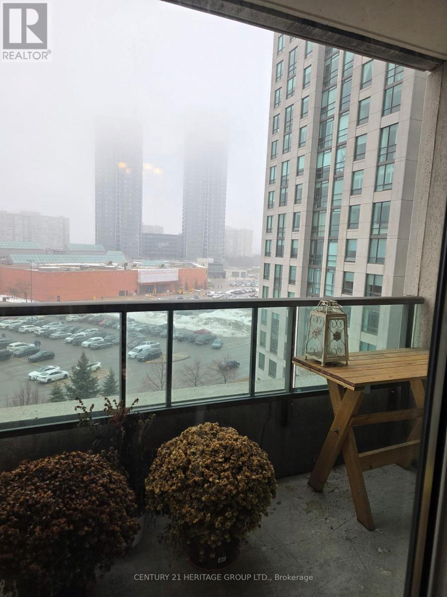 709 - 100 Promenade Circle, Vaughan (Brownridge), Ontario  L4J 7W7 - Photo 8 - N12903368