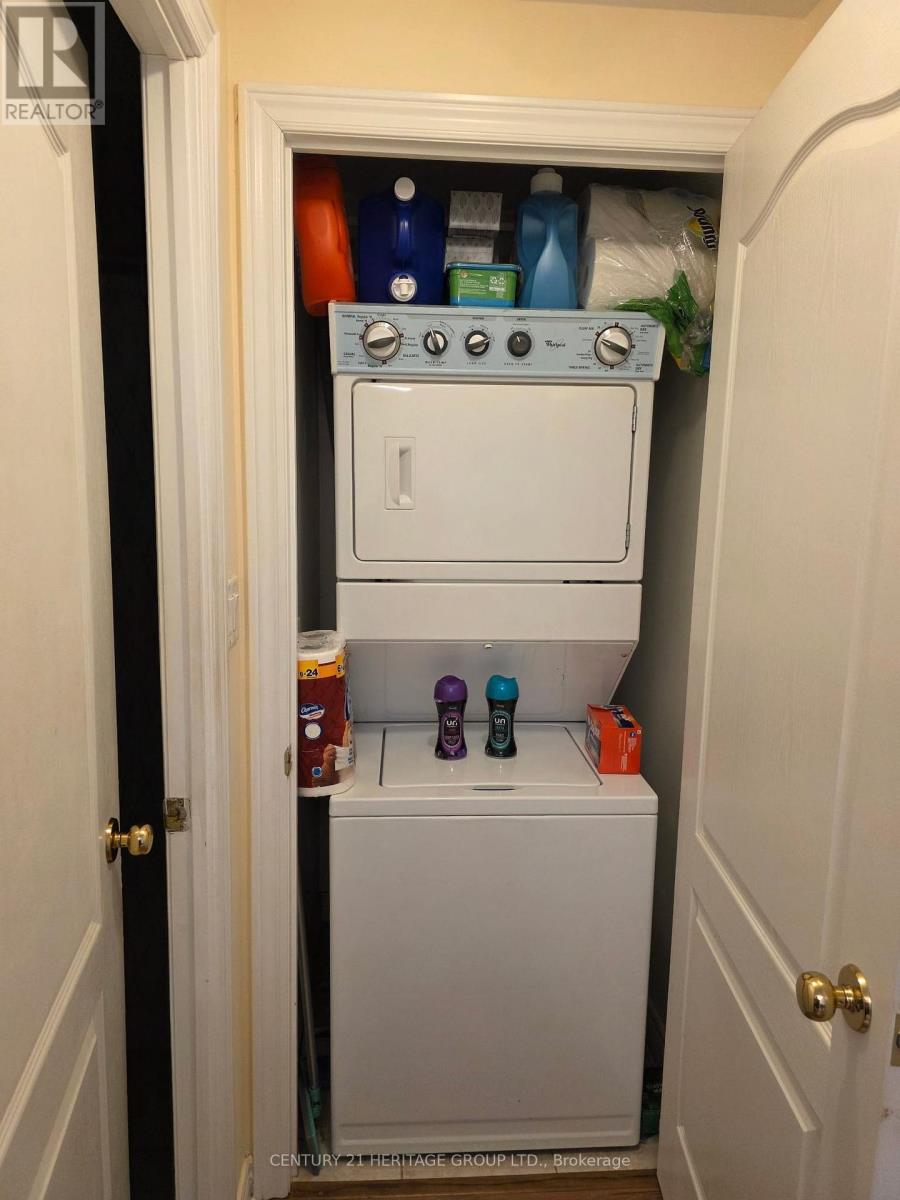 709 - 100 Promenade Circle, Vaughan (Brownridge), Ontario  L4J 7W7 - Photo 9 - N12903368