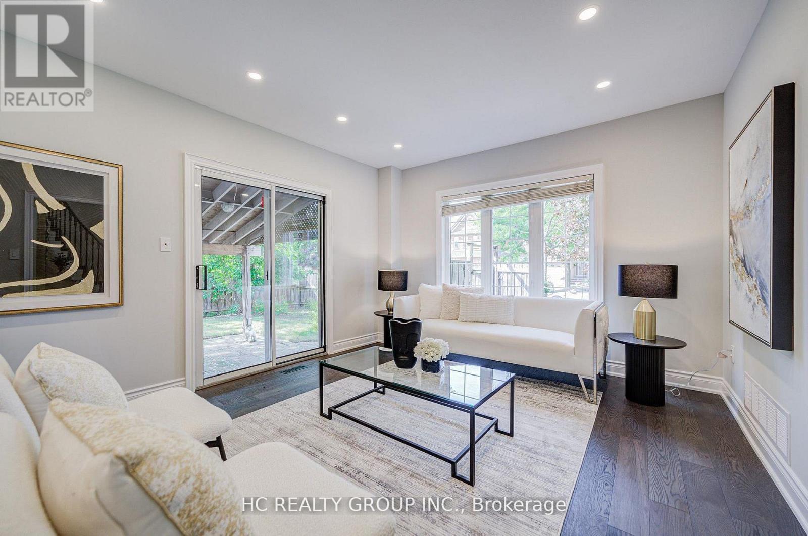 483 Menczel Crescent, Newmarket, Ontario  L3X 2P6 - Photo 4 - N12903440