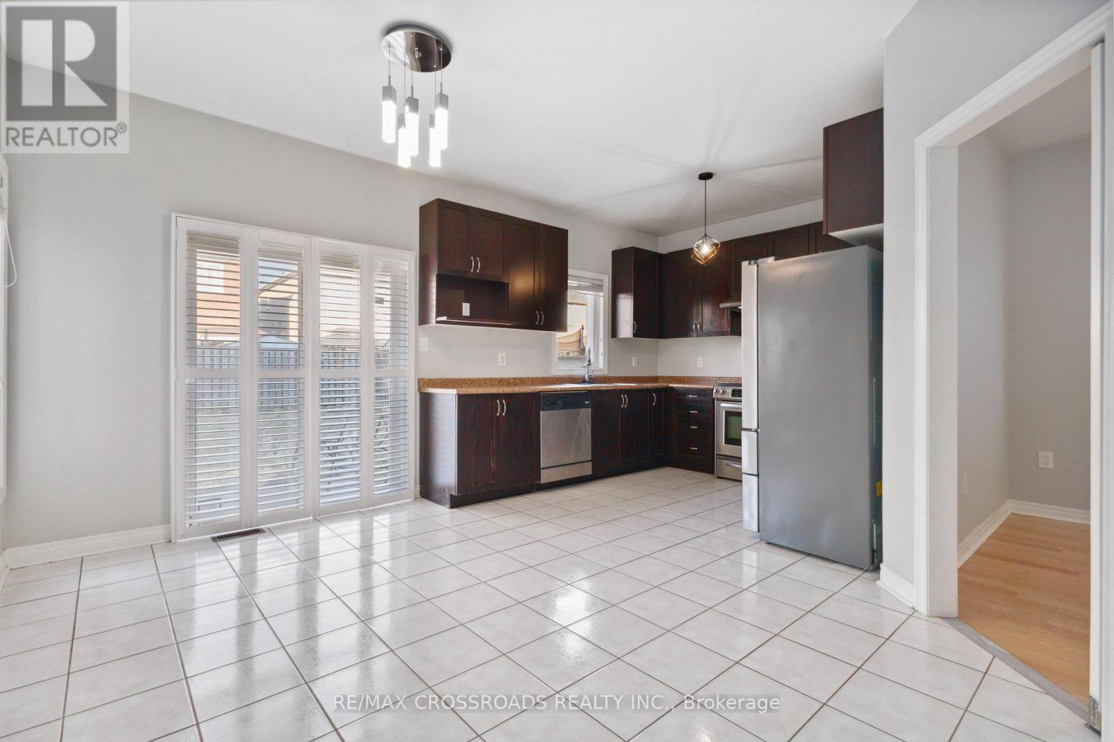 14 Ann Louise Crescent, Markham, Ontario  L3S 0A8 - Photo 7 - N12903466