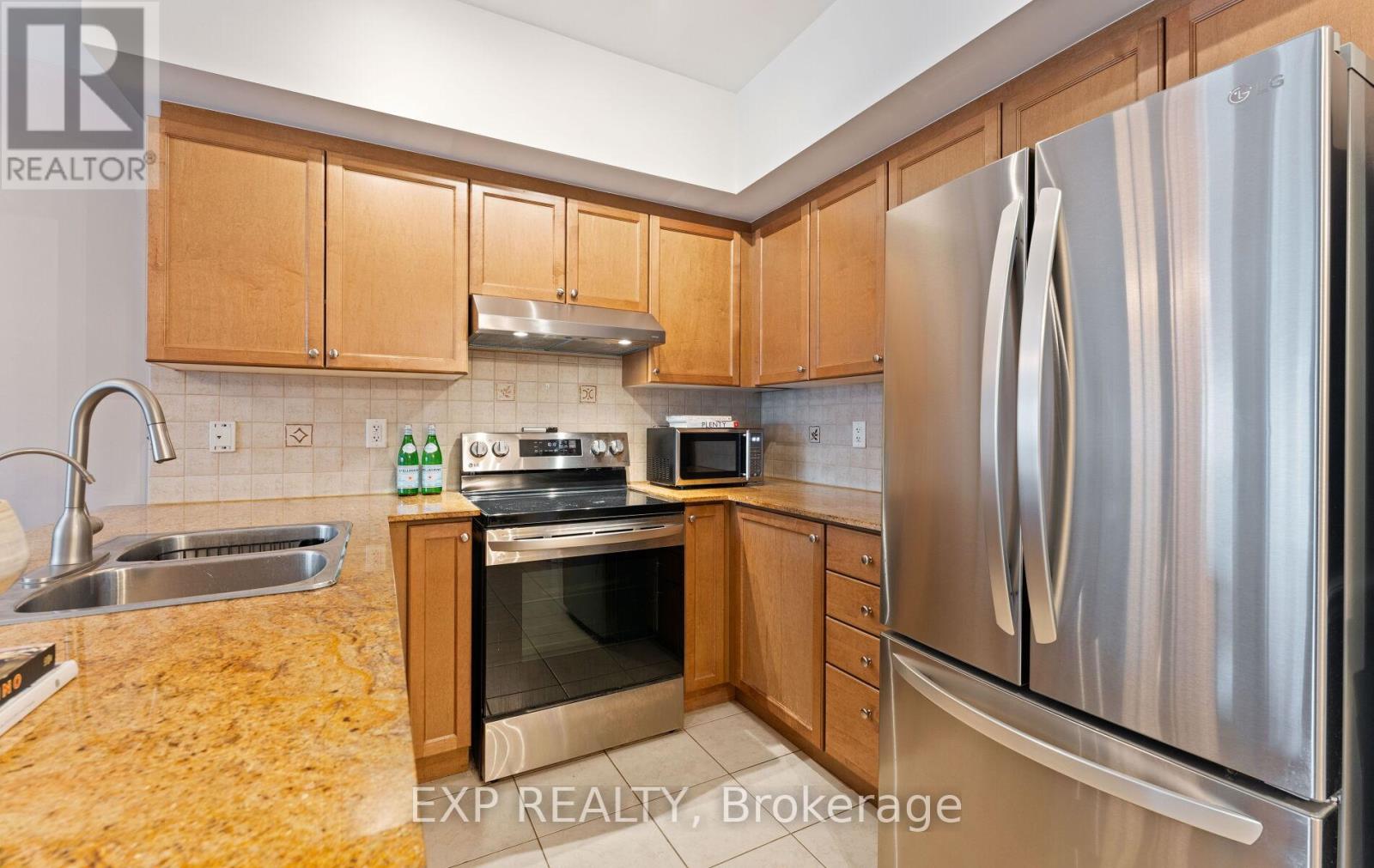 208 - 9901 Keele Street, Vaughan (Maple), Ontario  L6A 0A1 - Photo 14 - N12903476