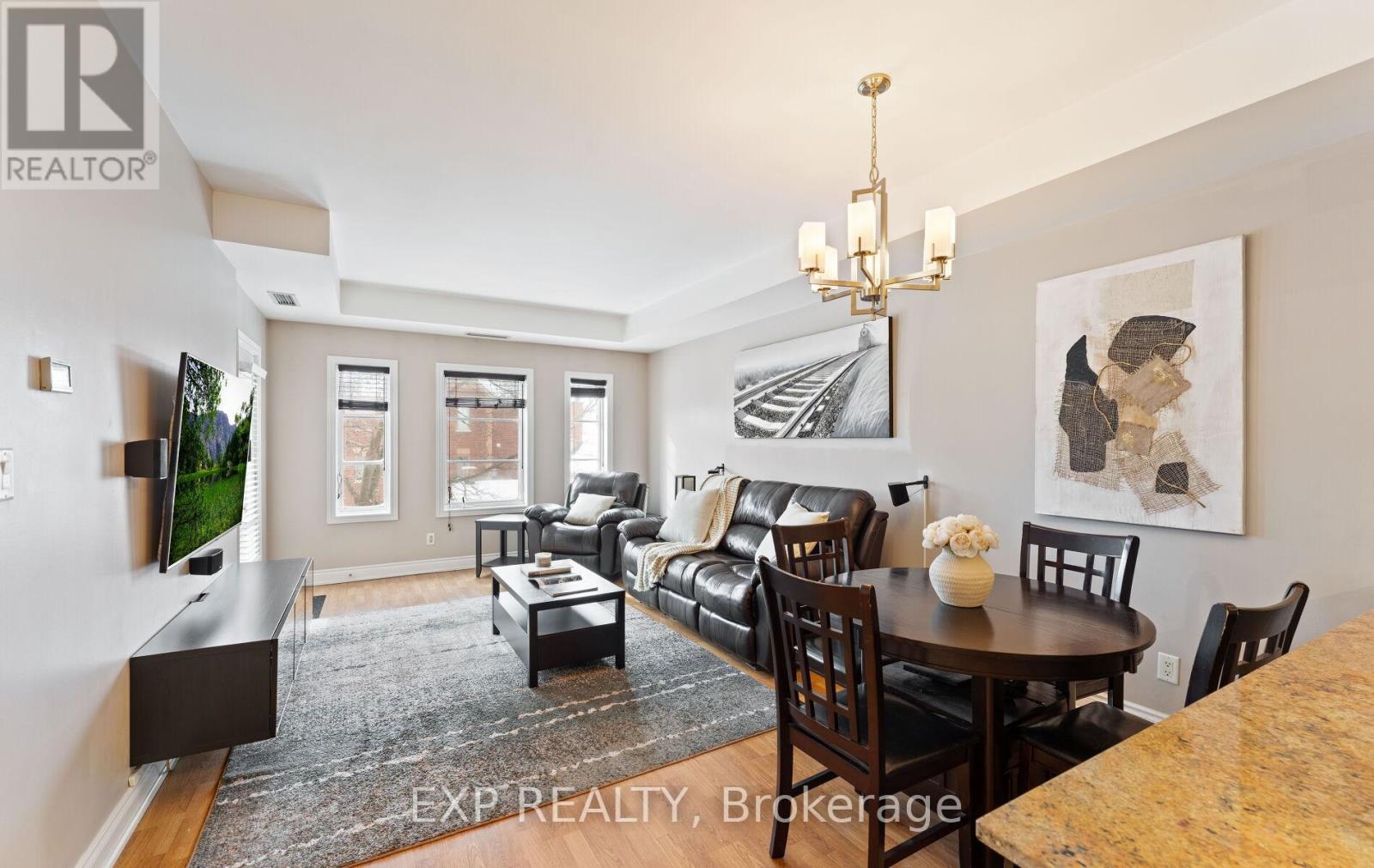 208 - 9901 Keele Street, Vaughan (Maple), Ontario  L6A 0A1 - Photo 2 - N12903476