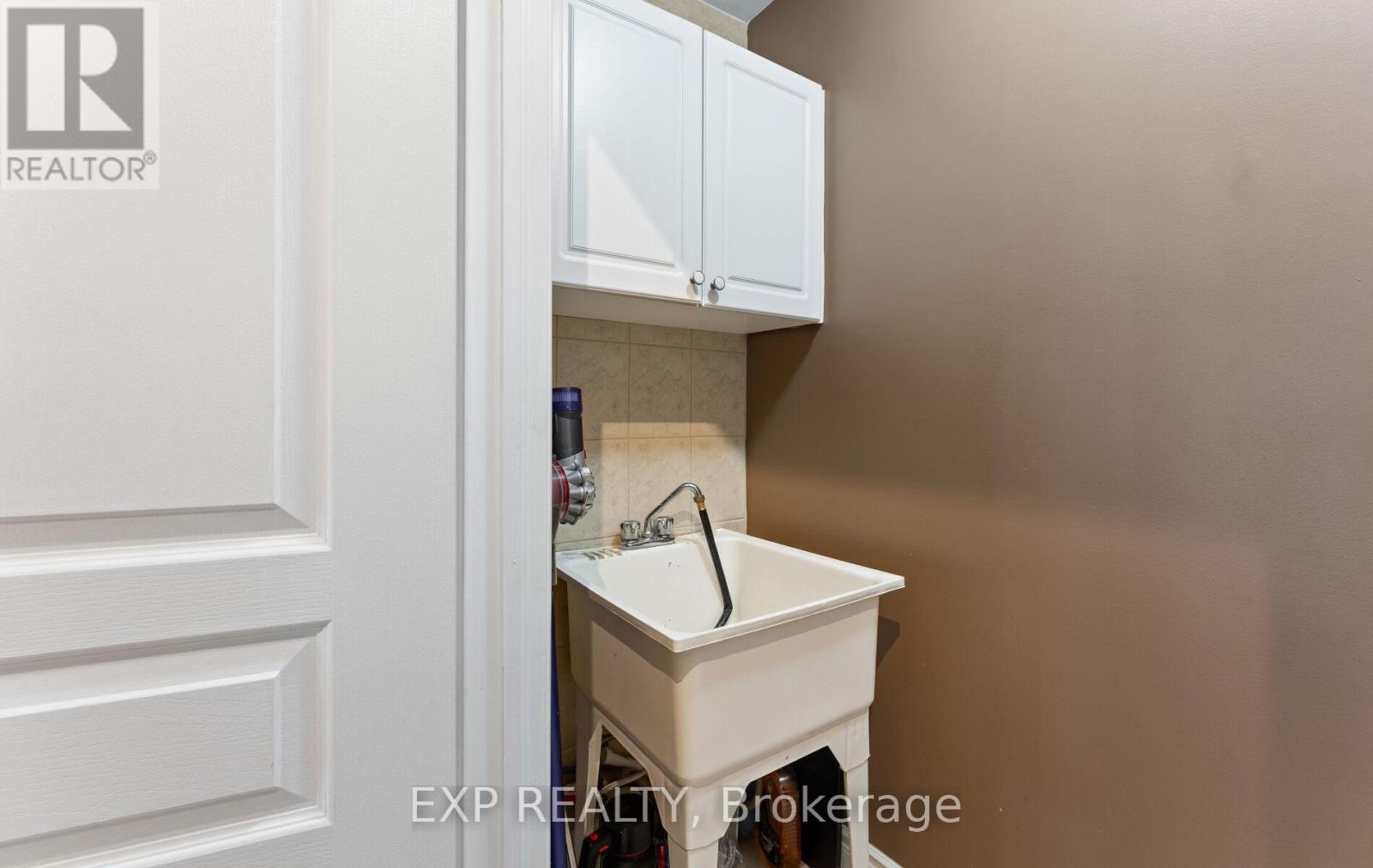 208 - 9901 Keele Street, Vaughan (Maple), Ontario  L6A 0A1 - Photo 27 - N12903476