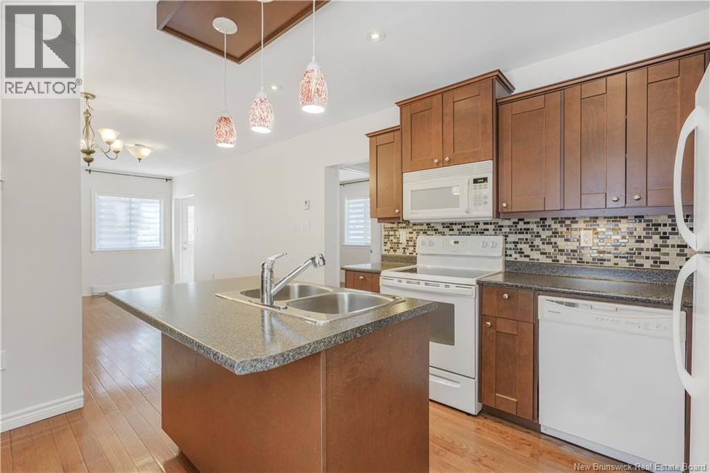 253 Dundonald Street, Fredericton, New Brunswick  E3B 1X1 - Photo 10 - NB135127