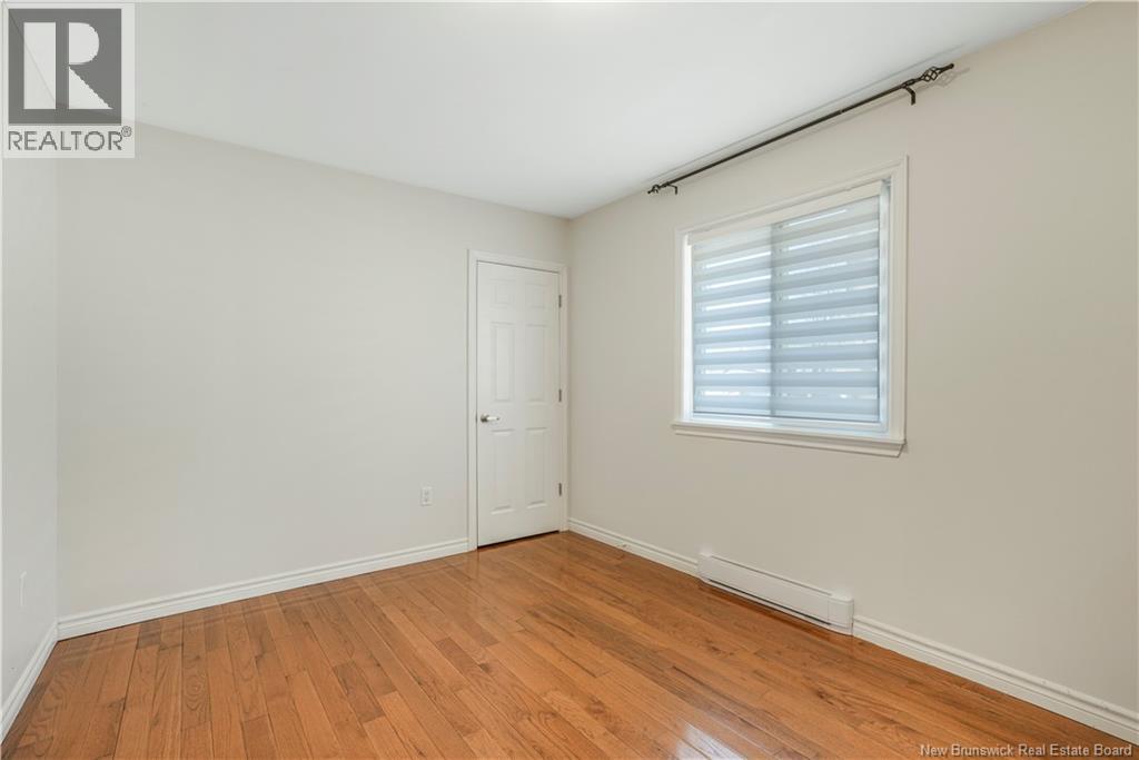 253 Dundonald Street, Fredericton, New Brunswick  E3B 1X1 - Photo 17 - NB135127