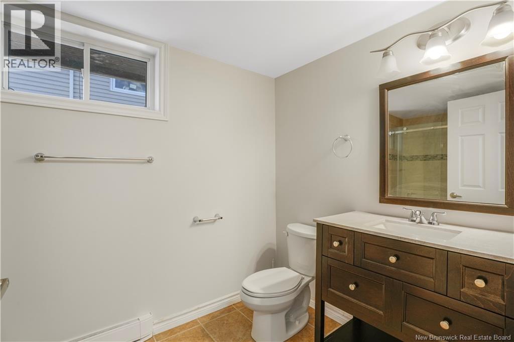 253 Dundonald Street, Fredericton, New Brunswick  E3B 1X1 - Photo 23 - NB135127