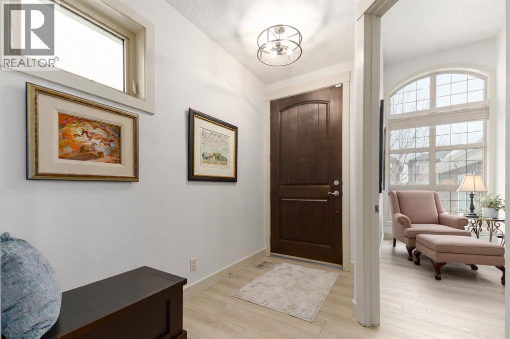 551 Evergreen Circle SW, Calgary, Alberta  T2Y 0C1 - Photo 2 - A2293040