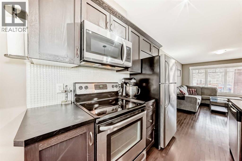 176 Cascades Passage, Chestermere, Alberta  T1X 0K8 - Photo 10 - A2294337