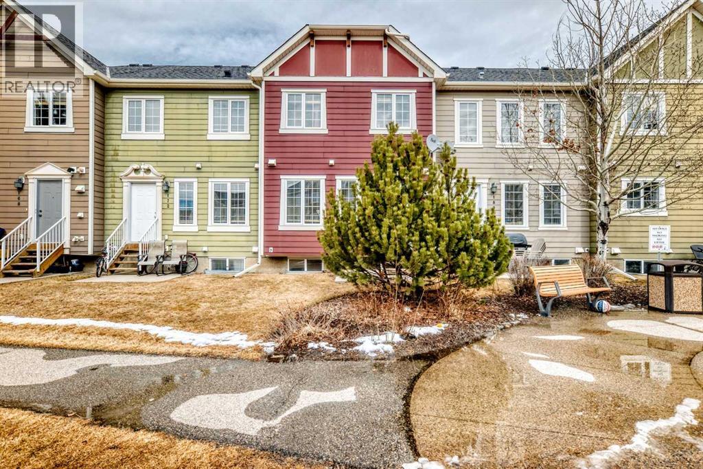 176 Cascades Passage, Chestermere, Alberta  T1X 0K8 - Photo 33 - A2294337