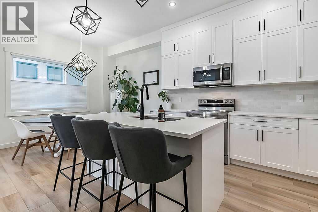 4, 4411 17 Avenue NW, Calgary, Alberta  T3B 0N7 - Photo 7 - A2294605