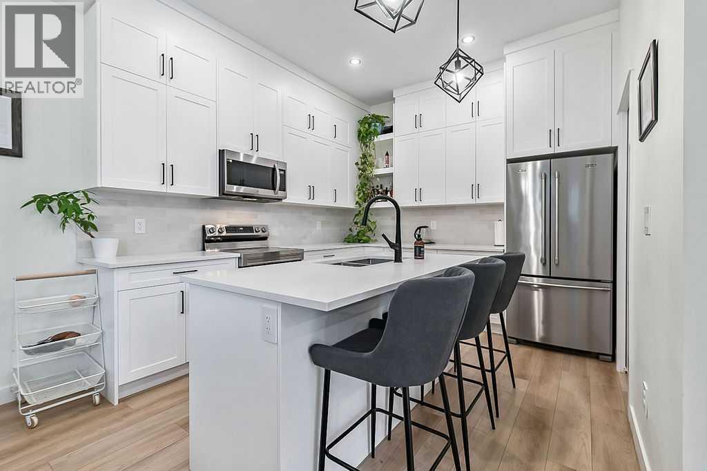 4, 4411 17 Avenue NW, Calgary, Alberta  T3B 0N7 - Photo 6 - A2294605