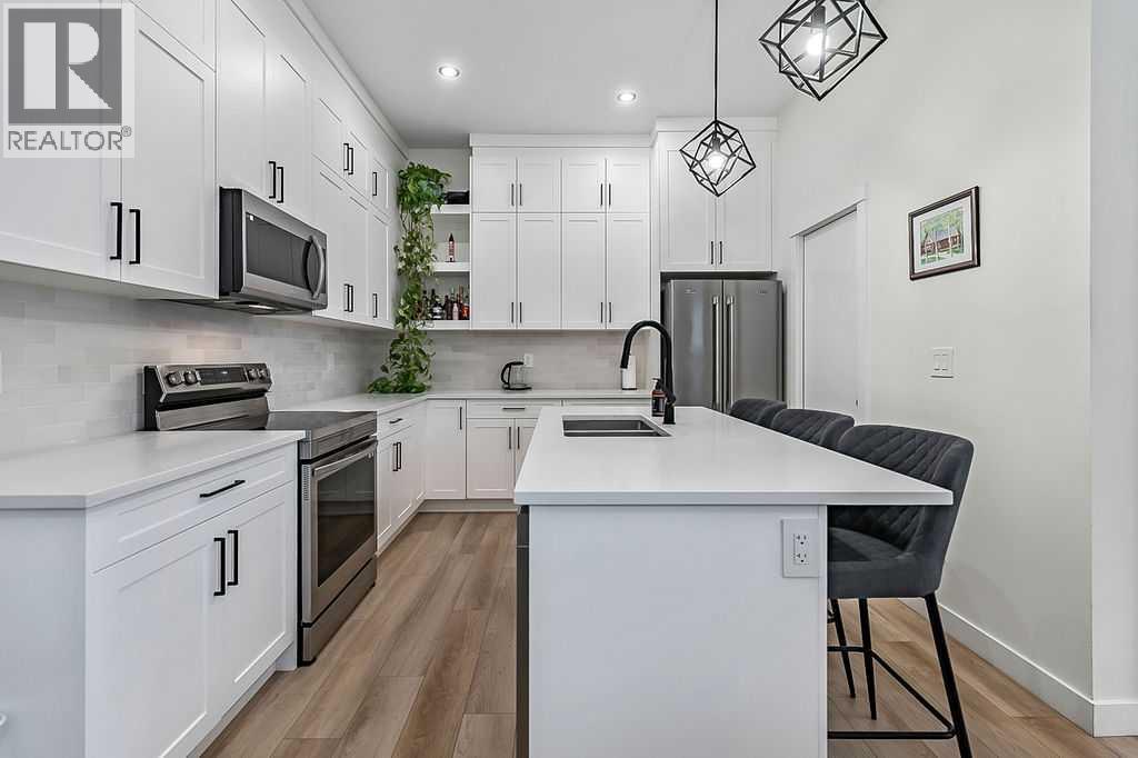 4, 4411 17 Avenue NW, Calgary, Alberta  T3B 0N7 - Photo 5 - A2294605