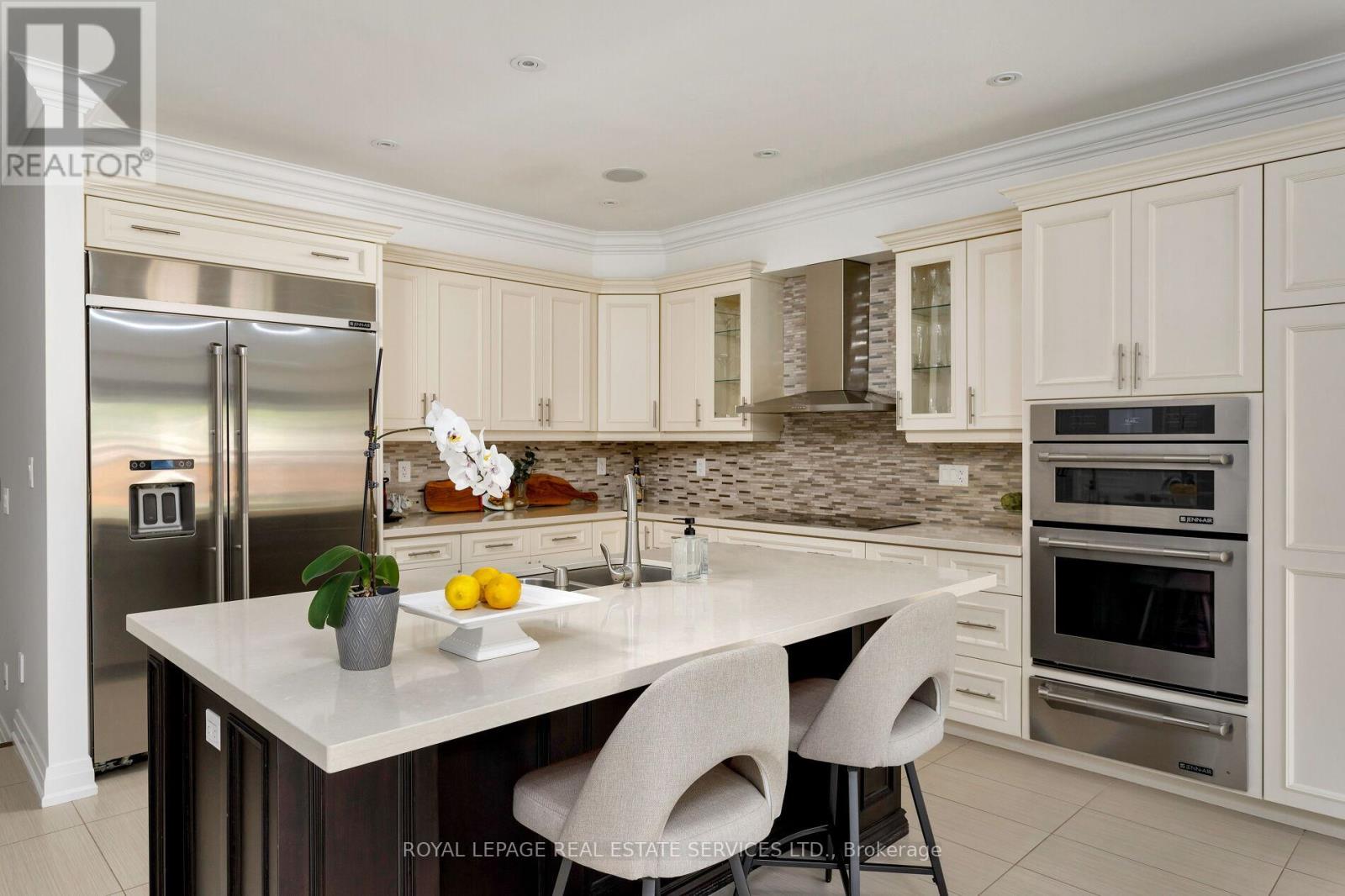 3456 Liptay Avenue, Oakville, Ontario  L6M 0M7 - Photo 17 - W12903352