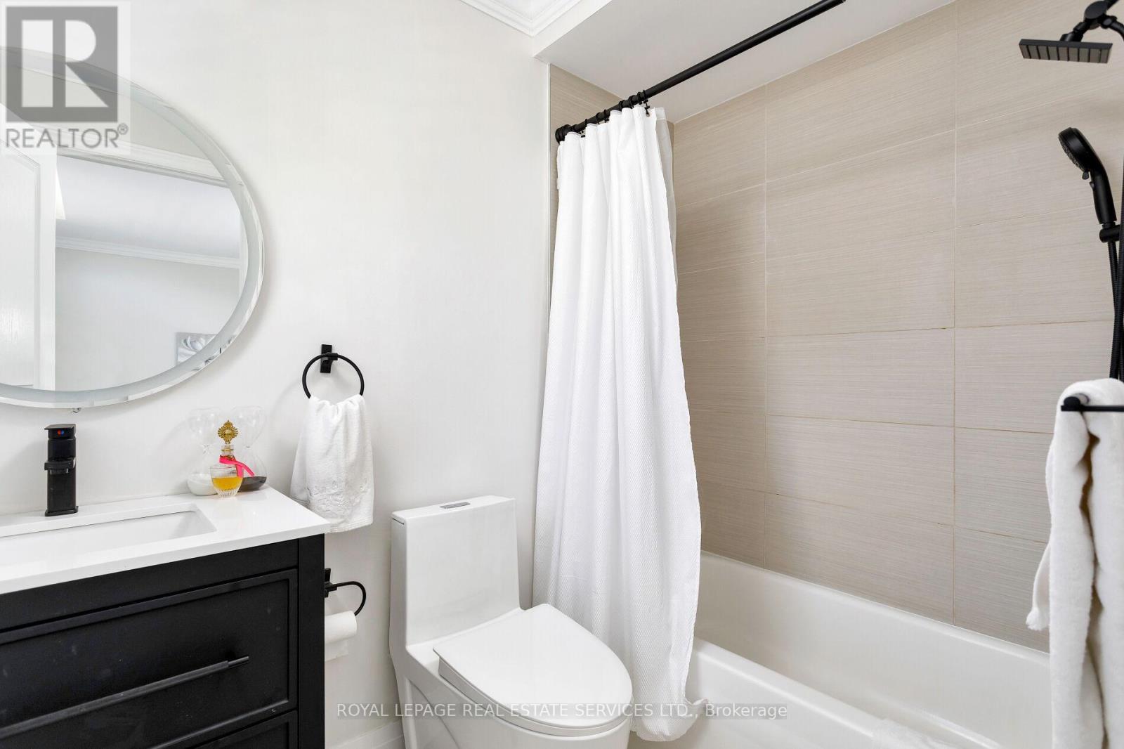 3456 Liptay Avenue, Oakville, Ontario  L6M 0M7 - Photo 27 - W12903352