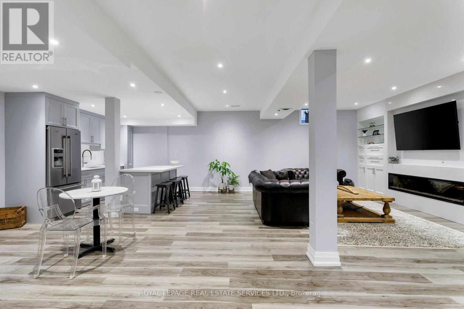 3456 Liptay Avenue, Oakville, Ontario  L6M 0M7 - Photo 34 - W12903352