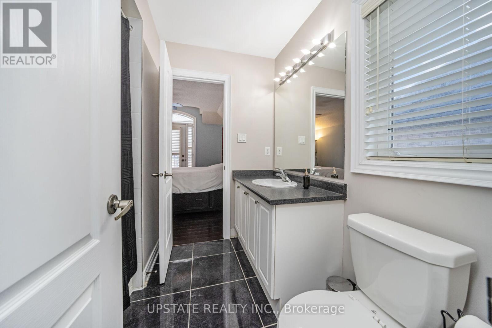 12 Haywood Drive, Brampton, Ontario  L6X 0W1 - Photo 25 - W12903356