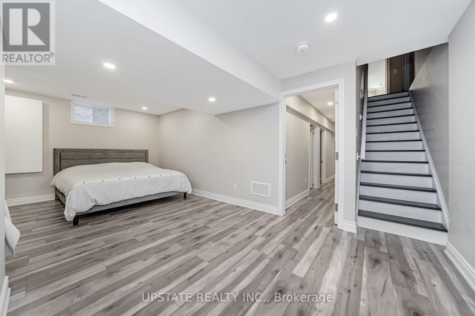 12 Haywood Drive, Brampton, Ontario  L6X 0W1 - Photo 32 - W12903356