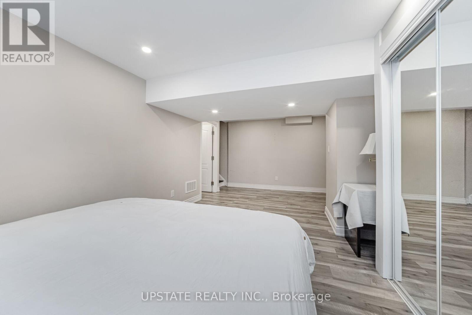 12 Haywood Drive, Brampton, Ontario  L6X 0W1 - Photo 33 - W12903356