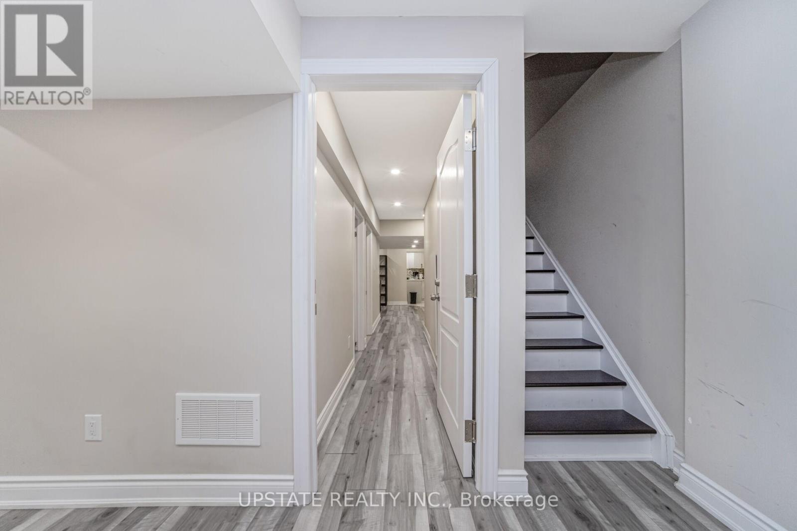 12 Haywood Drive, Brampton, Ontario  L6X 0W1 - Photo 36 - W12903356