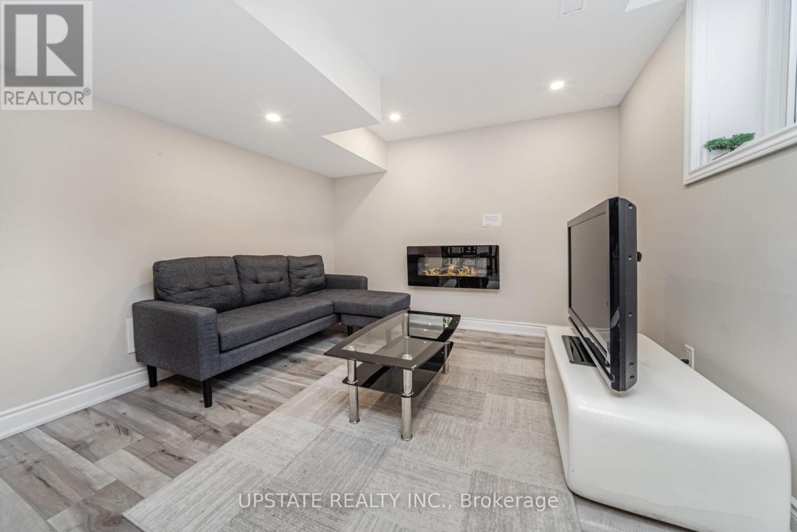 12 Haywood Drive, Brampton, Ontario  L6X 0W1 - Photo 39 - W12903356