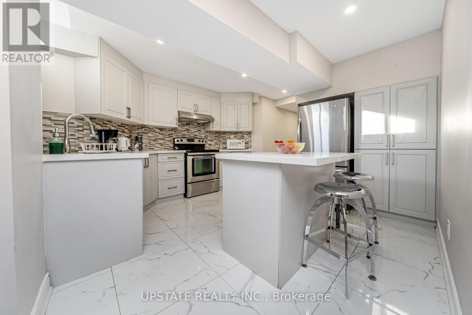 12 Haywood Drive, Brampton, Ontario  L6X 0W1 - Photo 40 - W12903356