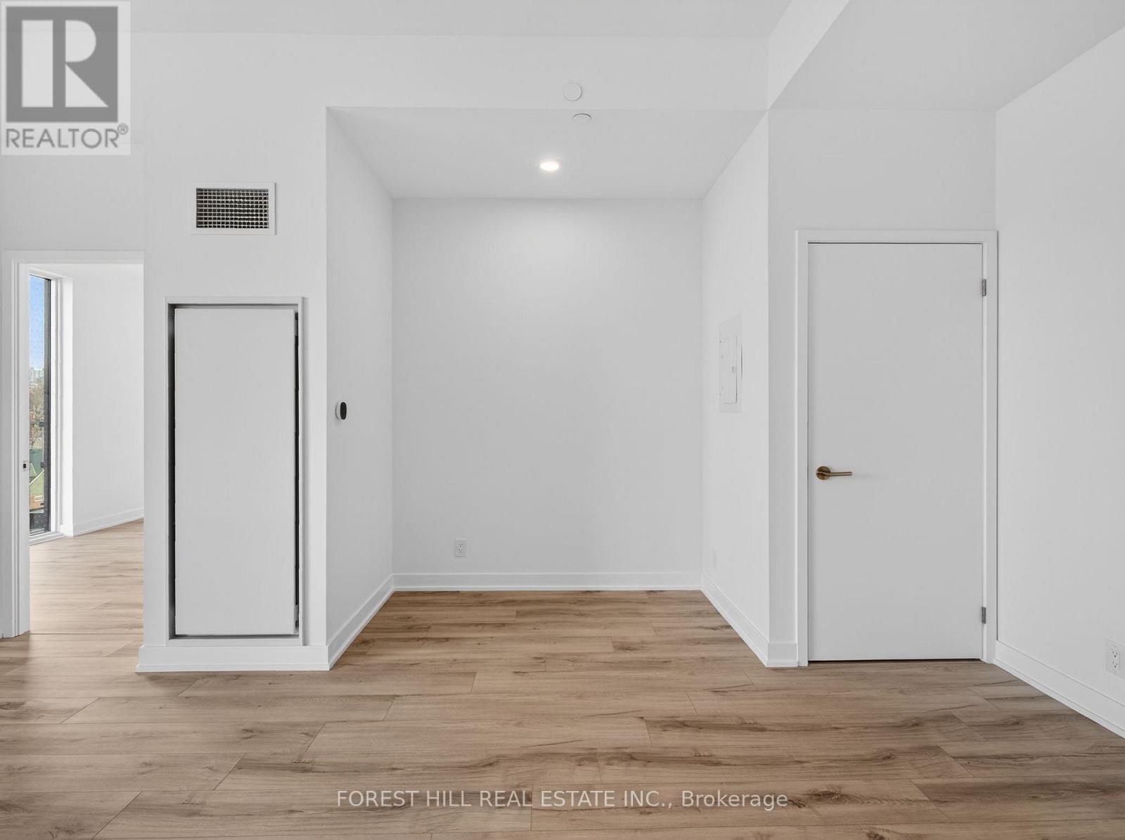 415 - 1660 Bloor Street W, Toronto (High Park North), Ontario  M6P 1A8 - Photo 10 - W12903412