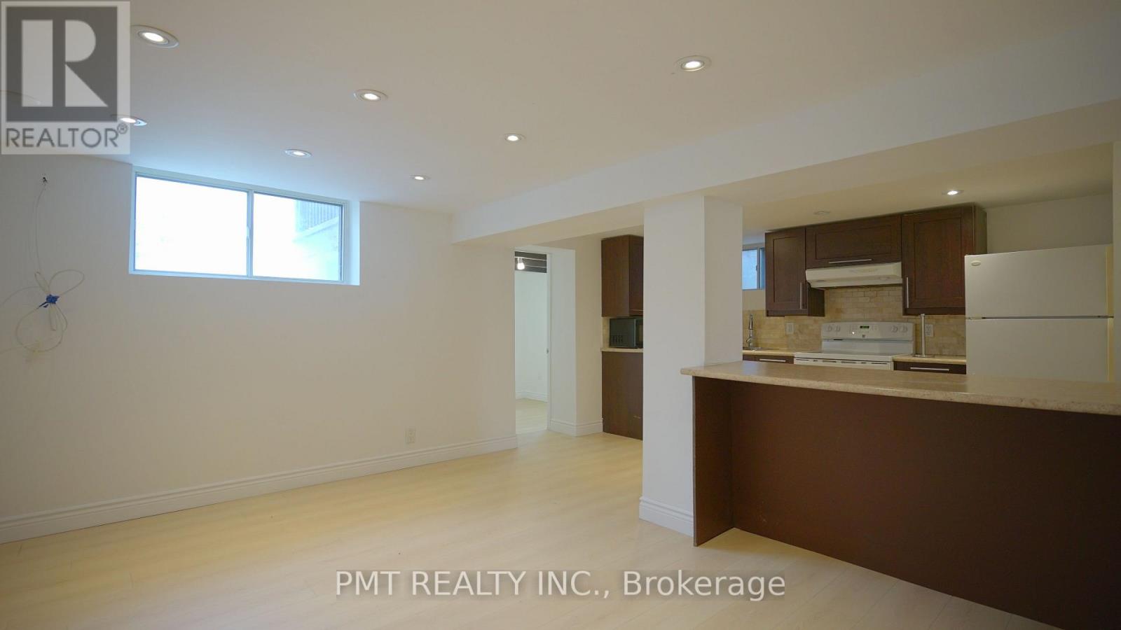 Bsmt - 7 Harvard Avenue, Toronto, Ontario  M6R 1C5 - Photo 7 - W12903436