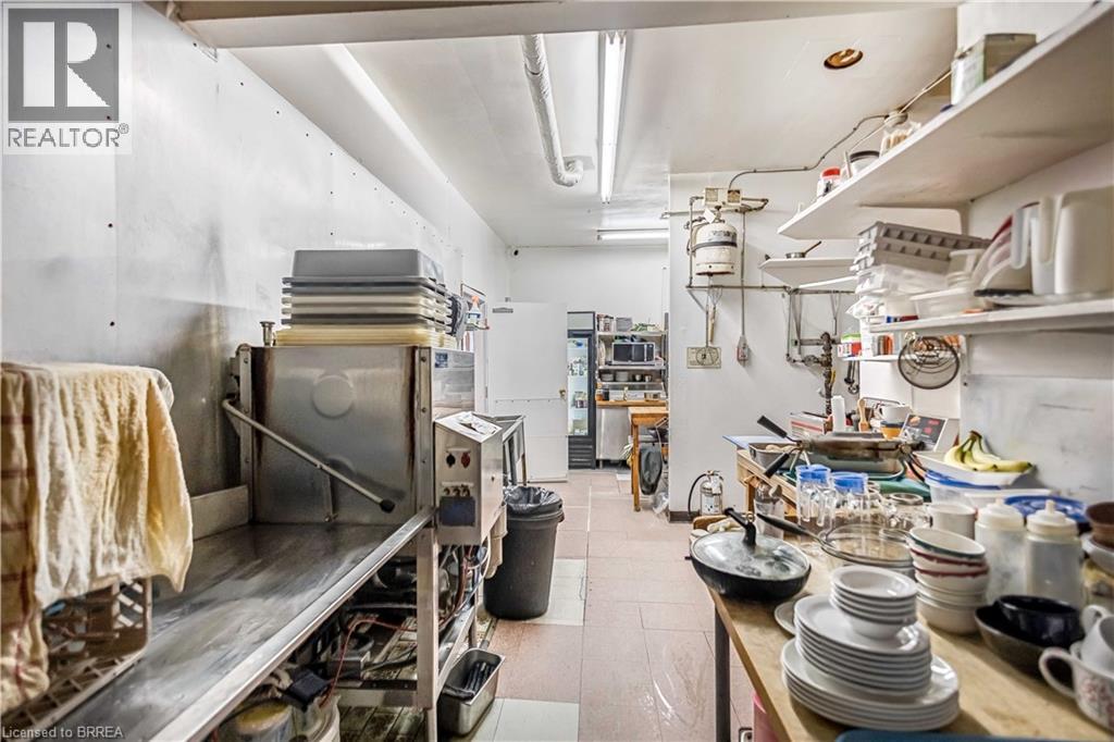 669 Colborne Street E, Brantford, Ontario  N3S 3M8 - Photo 20 - 40813420