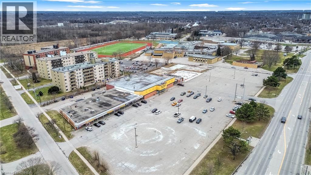 669 Colborne Street E, Brantford, Ontario  N3S 3M8 - Photo 33 - 40813420