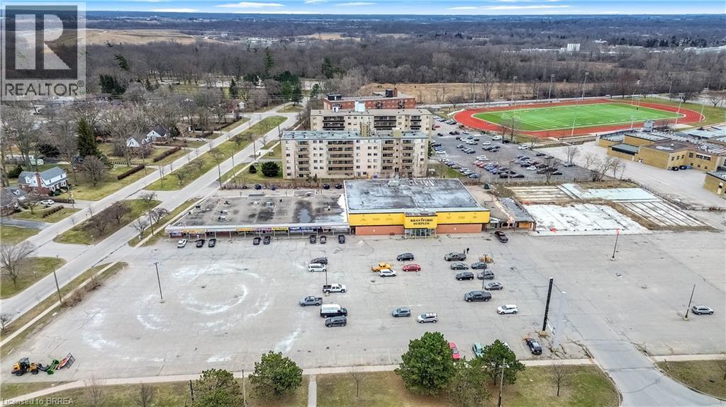 669 Colborne Street E, Brantford, Ontario  N3S 3M8 - Photo 34 - 40813420