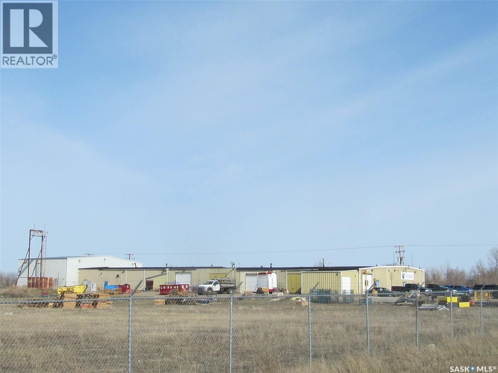 Lots 4,5, & 7, Blk 9, McMillan Road, North Battleford Rm No. 437, Saskatchewan
