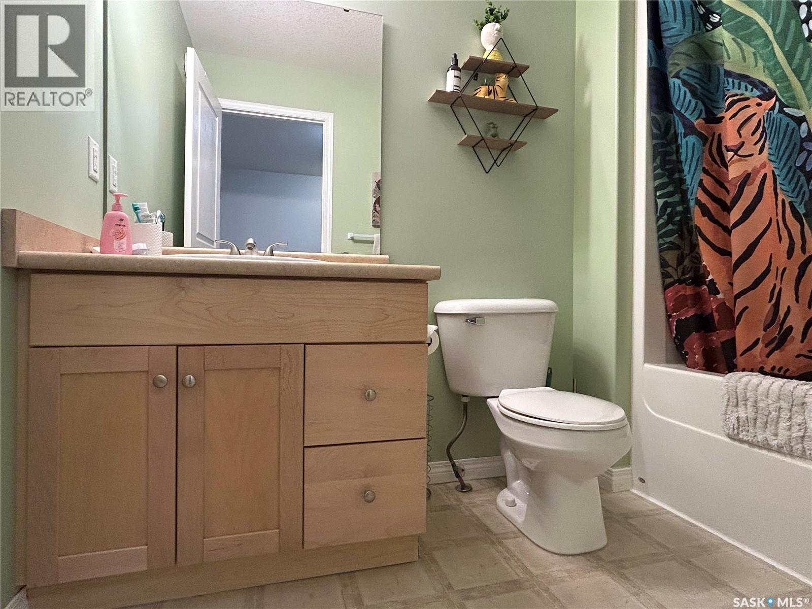 17 1437 1st Street, Estevan, Saskatchewan  S4A 2X5 - Photo 22 - SK030913