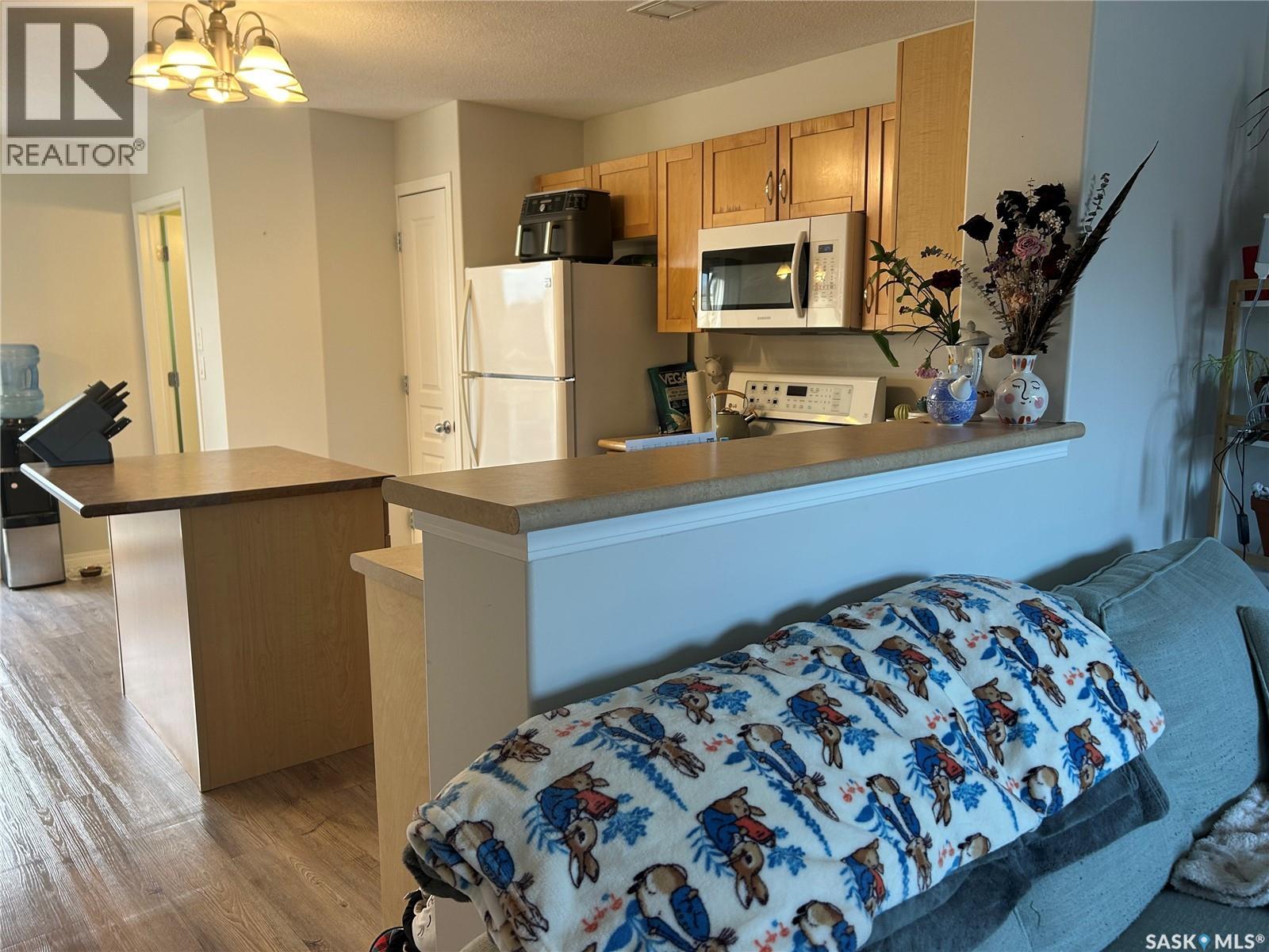 17 1437 1st Street, Estevan, Saskatchewan  S4A 2X5 - Photo 5 - SK030913