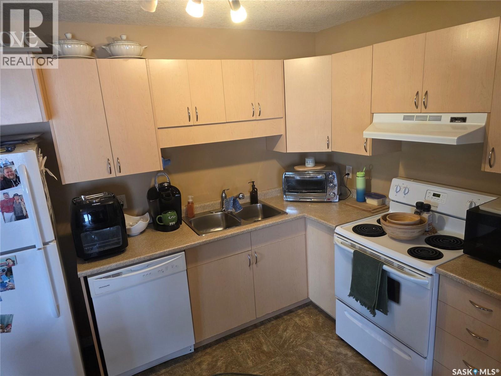 85 5043 James Hill Road, Regina, Saskatchewan  S4W 0B9 - Photo 13 - SK030893