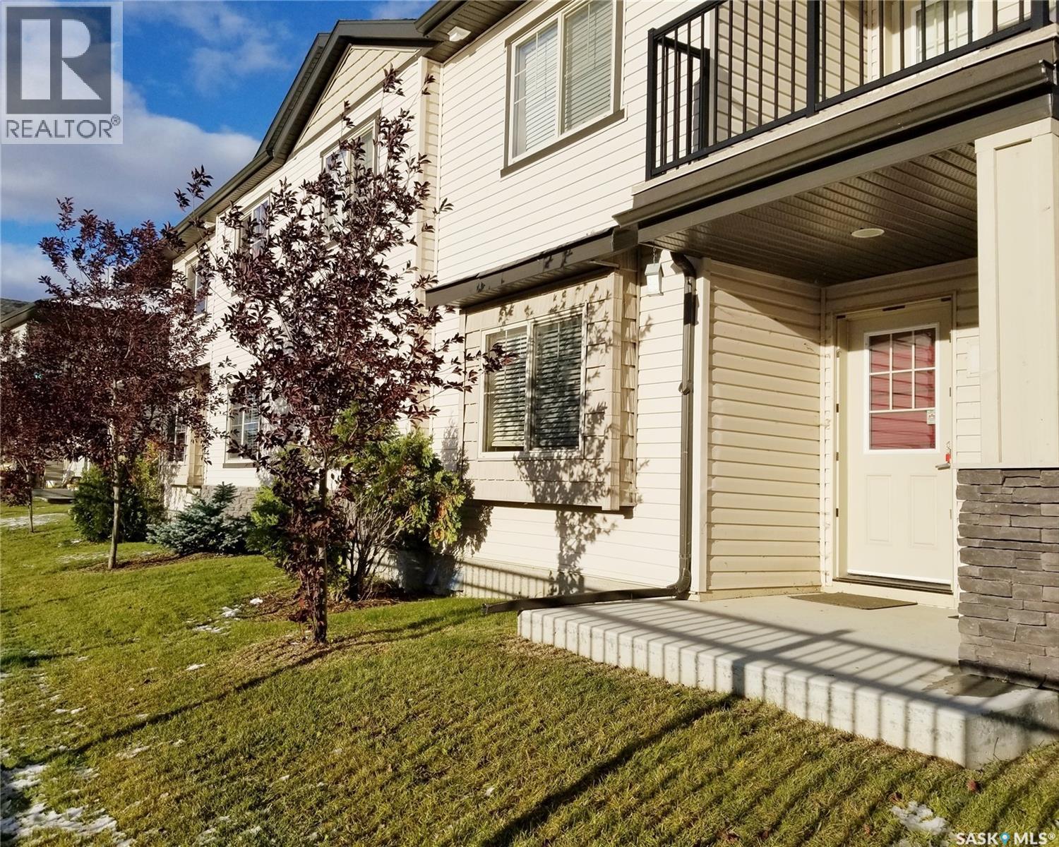 85 5043 James Hill Road, Regina, Saskatchewan  S4W 0B9 - Photo 2 - SK030893