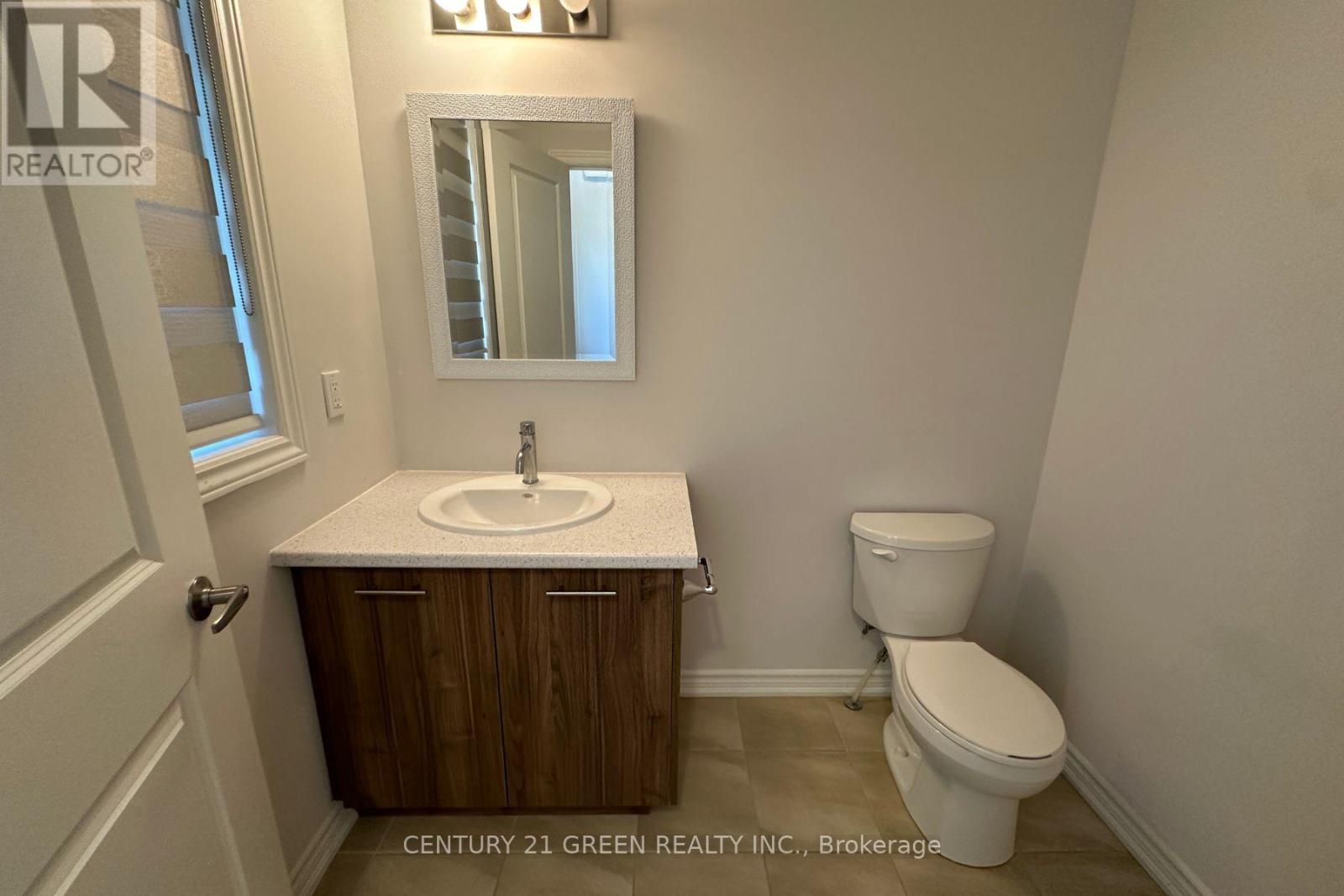 163 Rosie Street, Blue Mountains, Ontario  N0H 1J0 - Photo 2 - X12903346