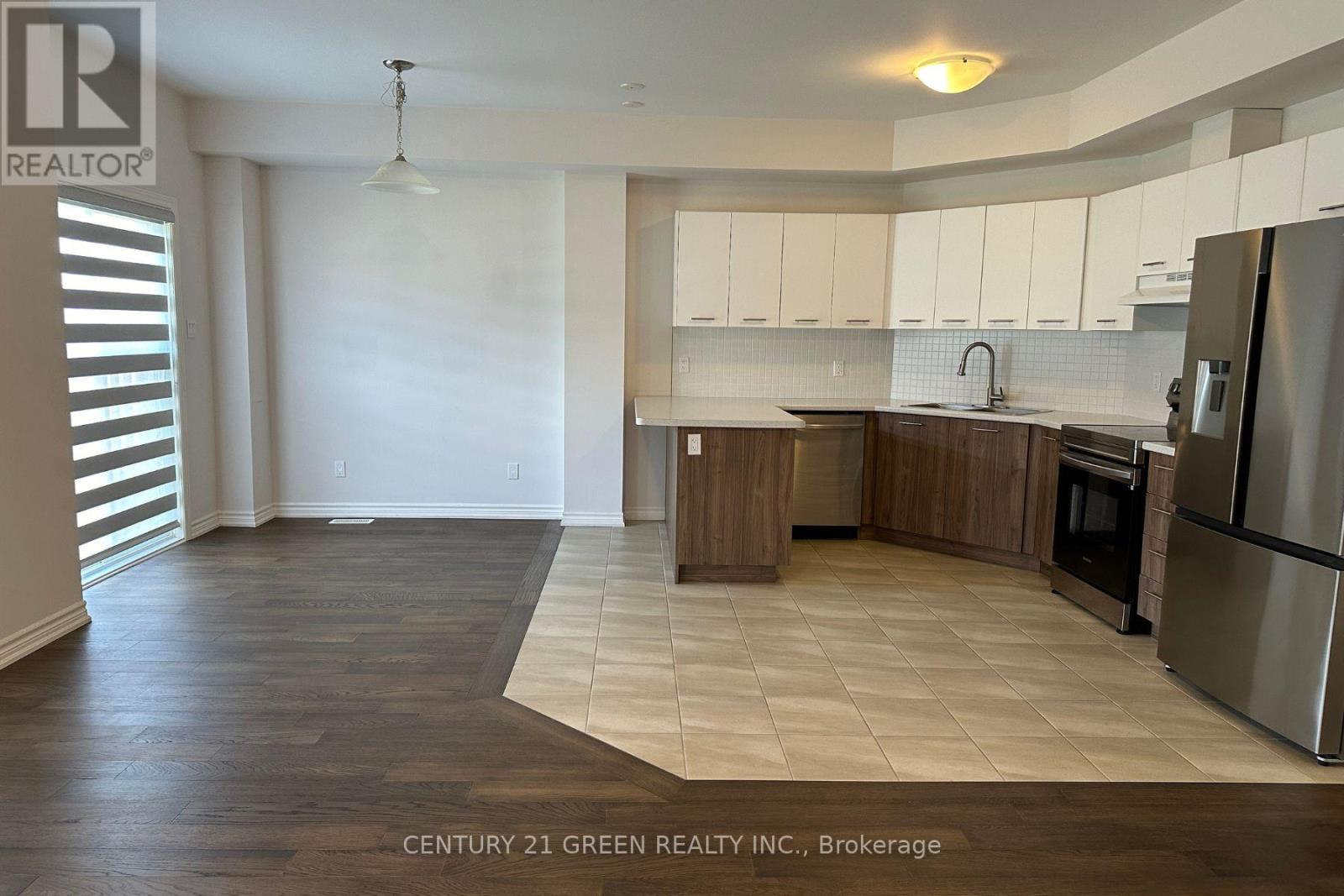 163 Rosie Street, Blue Mountains, Ontario  N0H 1J0 - Photo 8 - X12903346