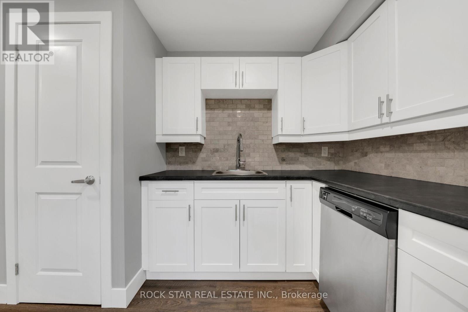 407 Castlegrove Place, London North, Ontario  N6G 1L1 - Photo 23 - X12903410