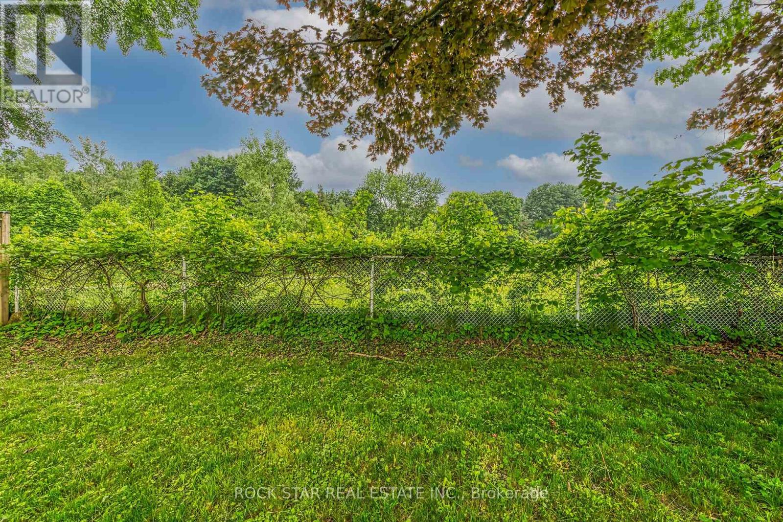 407 Castlegrove Place, London North, Ontario  N6G 1L1 - Photo 37 - X12903410