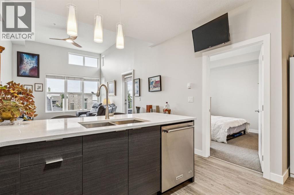 1402, 95 Burma Star Road Sw, Calgary, Alberta  T3E 8A9 - Photo 4 - A2294777