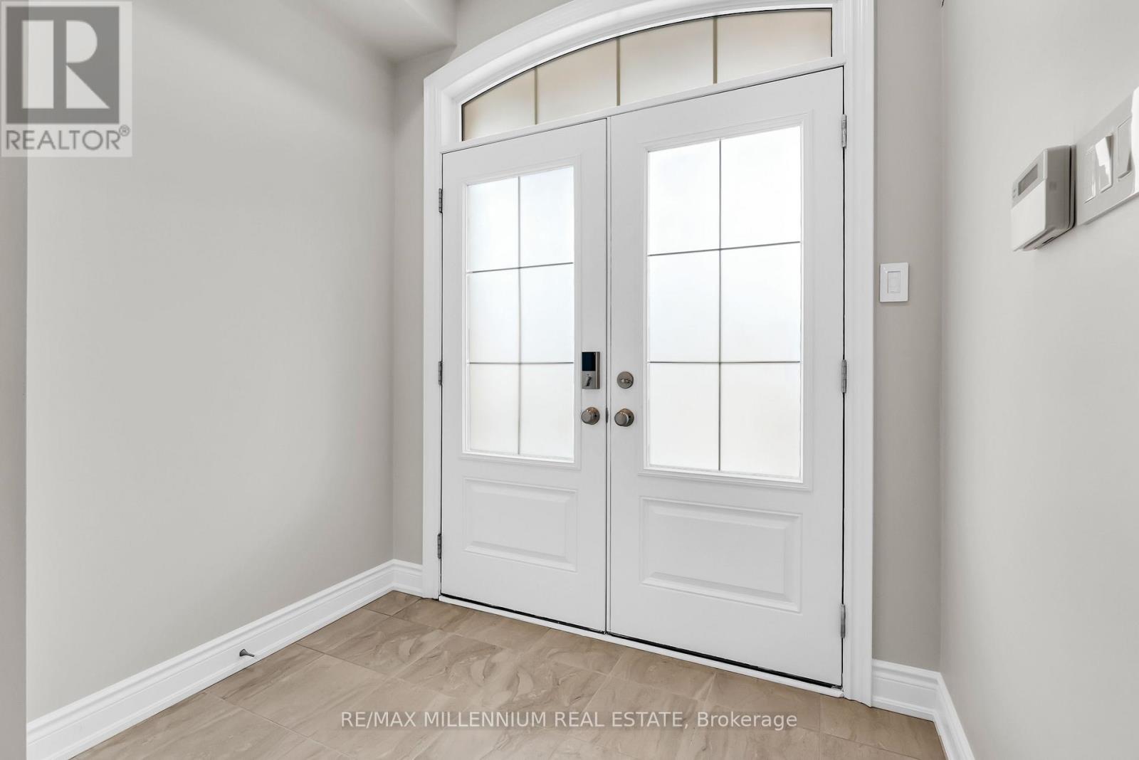 49 Zenith Avenue, Vaughan (Kleinburg), Ontario  L4H 4K9 - Photo 5 - N12902736