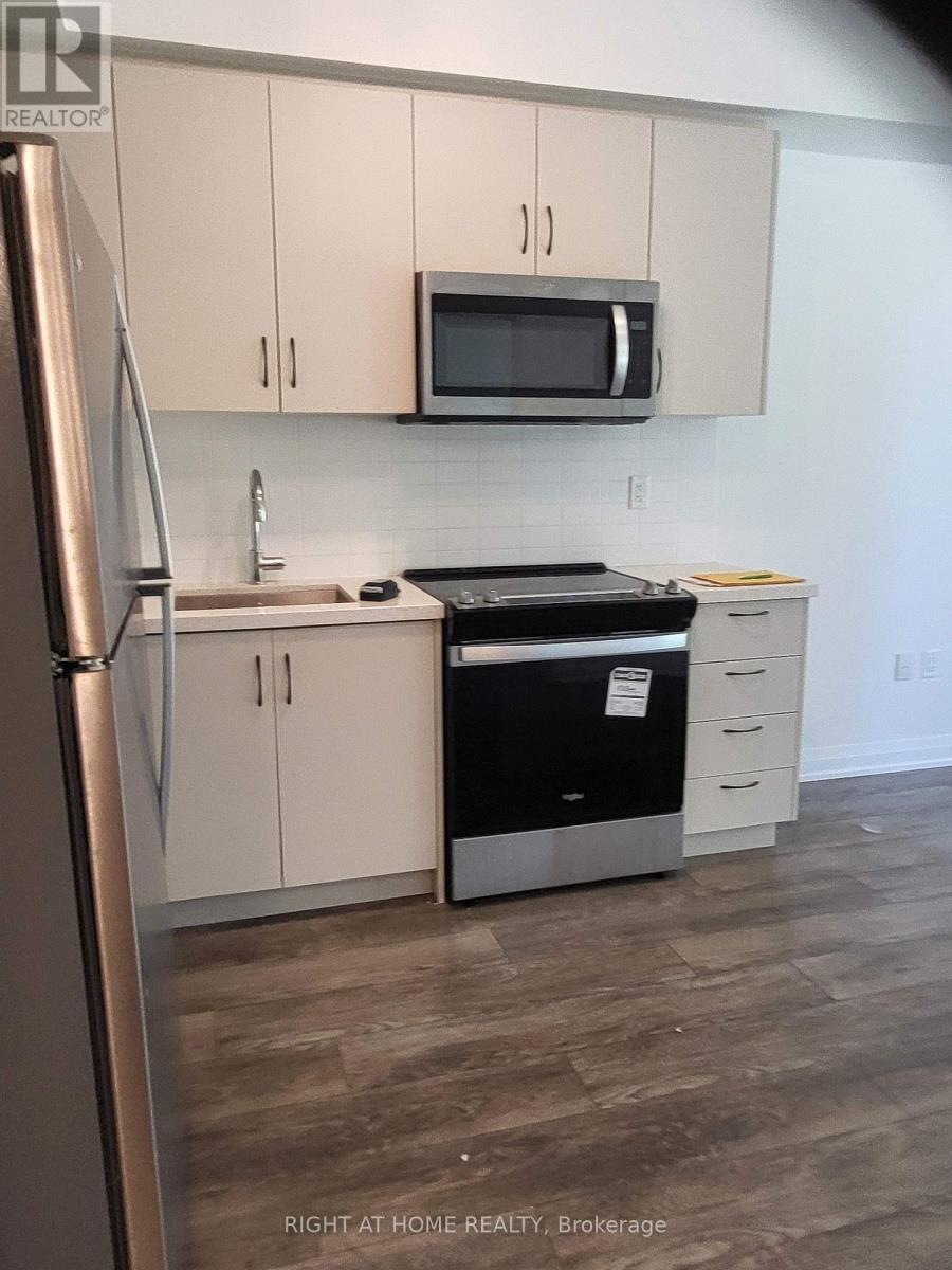 115 - 95 Attmar Drive, Brampton, Ontario  L6P 0Y6 - Photo 9 - W12782010